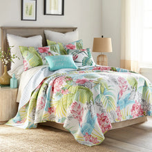 Load image into Gallery viewer, Kalani Reversible Quilt Set