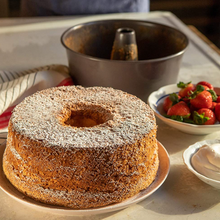 Load image into Gallery viewer, Non Stick 10" Angel Food Cake Pan