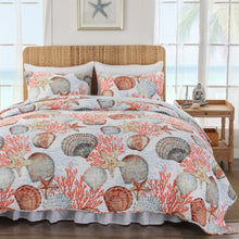 Load image into Gallery viewer, Beach Days Quilt Set
