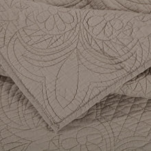 Load image into Gallery viewer, Lucinda Quilt Set - Twin

