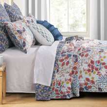 Load image into Gallery viewer, Perry Quilt Set
