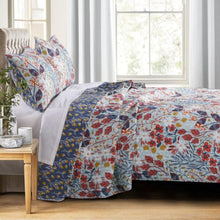 Load image into Gallery viewer, Perry Quilt Set

