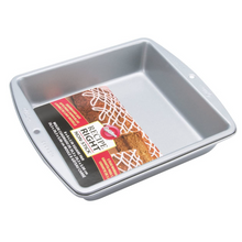 Load image into Gallery viewer, Wilton Non Stick 8&quot; Square Pan
